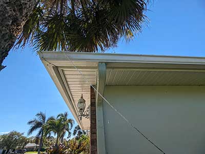 Images of building pressure cleaning in Indian River County