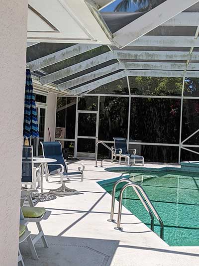 Images of building pressure cleaning in Indian River County