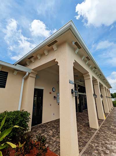 Images of building pressure cleaning in Indian River County