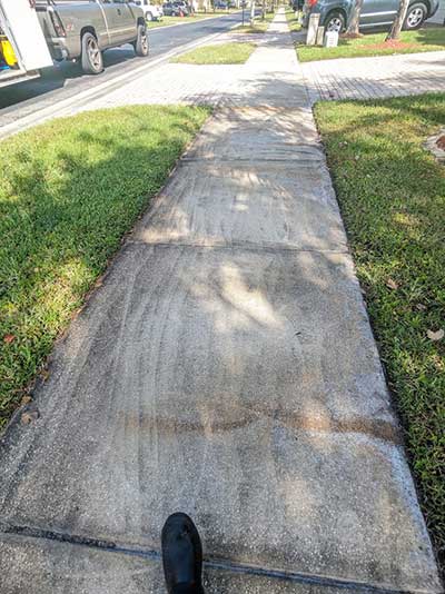 Images of roof pressure cleaning in Indian River County