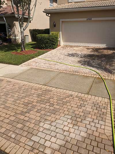 Images of roof pressure cleaning in Indian River County