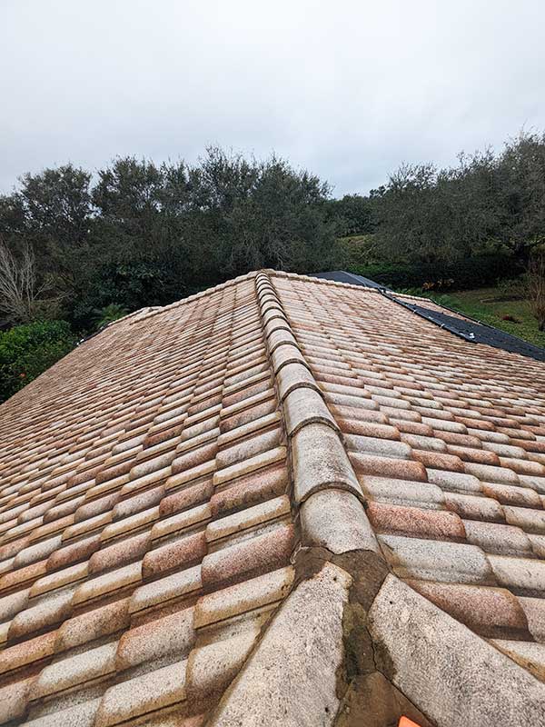 Images of roof pressure wash in Indian River County