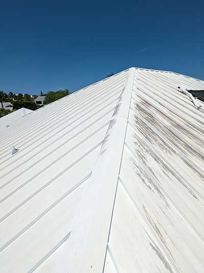 Images of roof pressure wash in Indian River County