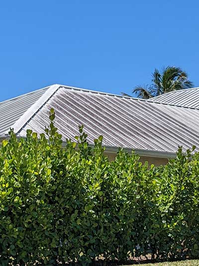 Images of roof pressure cleaning in Indian River County