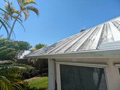 Images of roof pressure cleaning in Indian River County